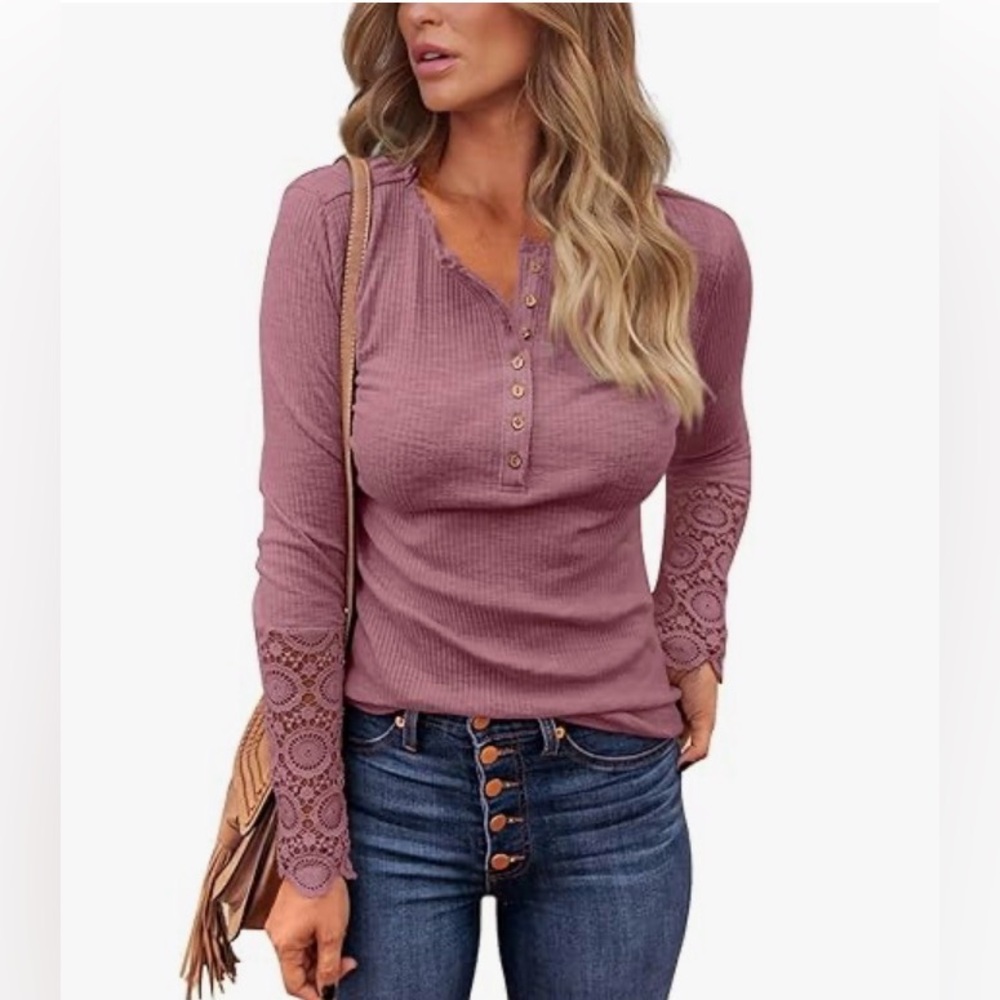 Elegant Lace Sleeve Long Sleeve Top
